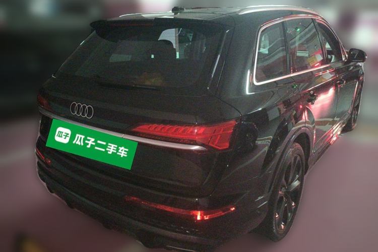 Used Audi Q7 2024 55 TFSI quattro S line Sport model