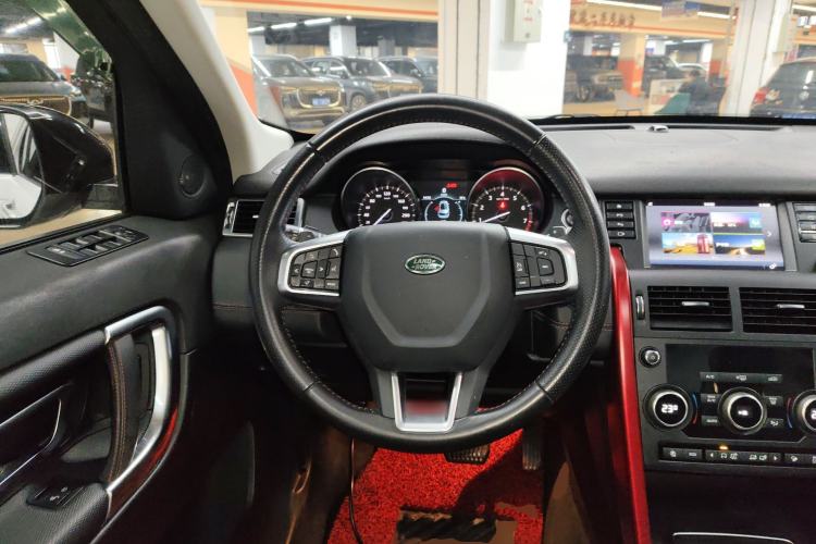 Used Land Rover Discovery Sport 2019 240 PS SE Dynamic Version China VI Standard