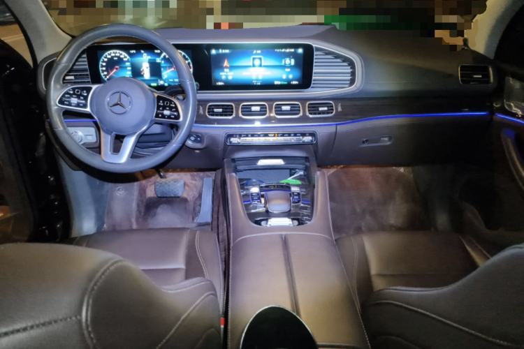 Used Mercedes-Benz GLS 2020 GLS 450 4MATIC Dynamic Edition Center Console