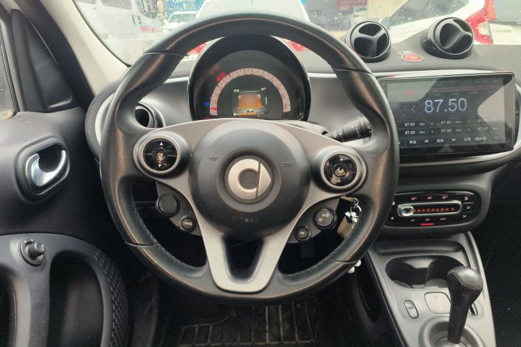 Used smart forfour 2018 1.0L 52kW Passion Edition