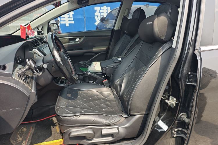 Used Great Wall C50 2014 Upgraded Model 1.5T Manual Elite Version Left Front Seat