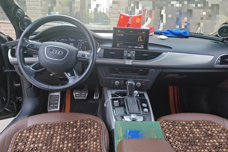 Used Audi A6L 2018 30th Anniversary Edition TFSI Trendy Model Center Console