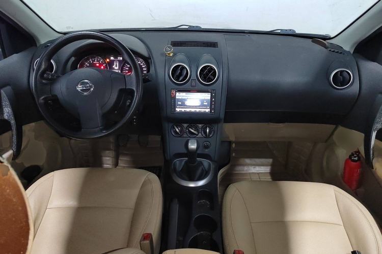 Used Nissan Qashqai 2012 1.6XE Wind 5MT 2WD
