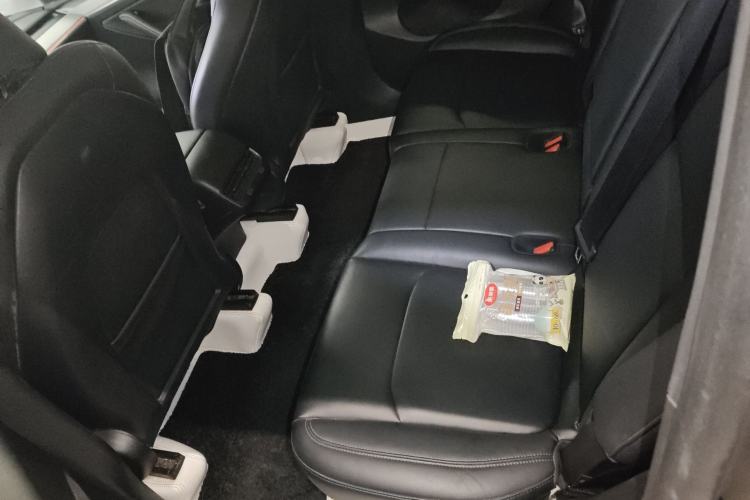 Used Tesla Model Y 2023 Rear-Wheel-Drive Version