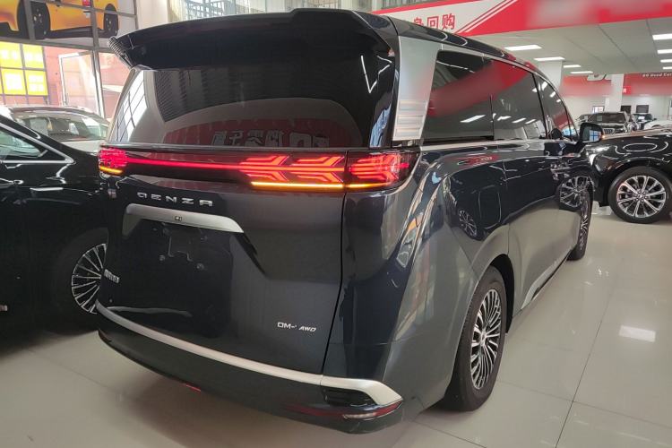 Used Denza D9 2022 DM-i 970 Four-Wheel Drive Flagship Model
