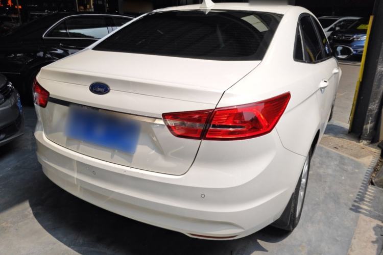 Used Ford Escort 2017 Happiness Edition 1.5L Automatic Fashion Version