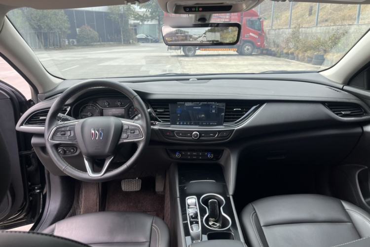 Used Buick Regal 2024 25T Deluxe Edition