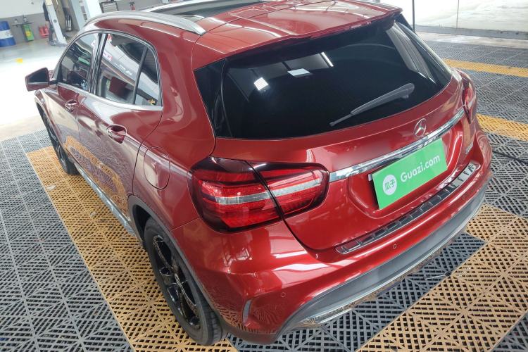 Used Mercedes-Benz GLA 2019 GLA 200 Fashion Model Rear Left 45 Deg
