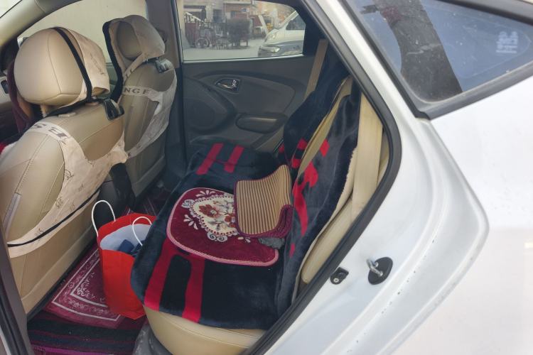 Used Hyundai ix35 2012 2.0L Automatic Two-Wheel Drive Elite Edition GLS
