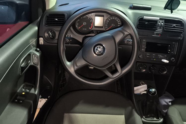 Used Volkswagen Polo 2014 1.4L Manual Fashion Edition