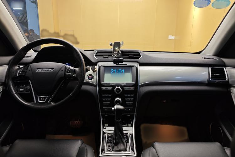 Used Haval H2 2016 Red-Label 1.5T Automatic Two-Wheel Drive Luxury Model
