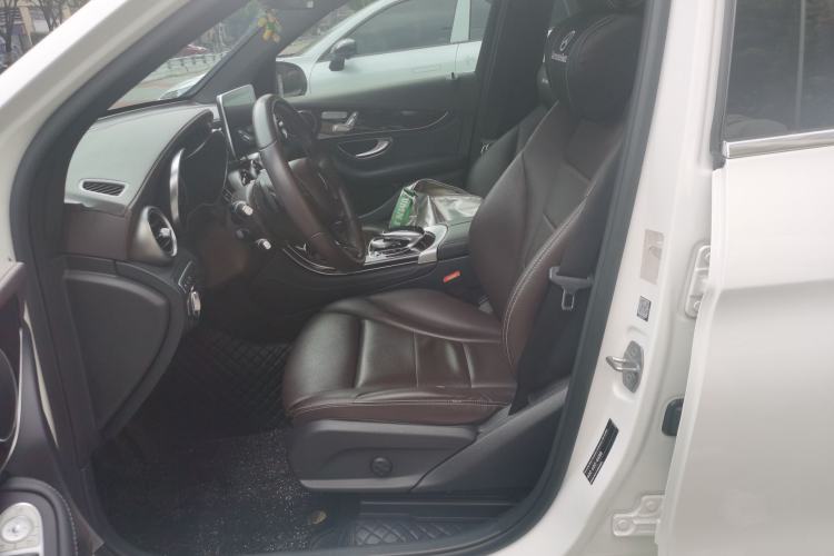 Used Mercedes-Benz GLC 2019 Facelift GLC 260 L 4MATIC Luxury Model
