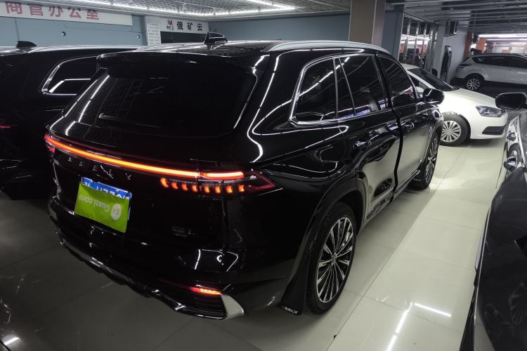 Used Geely Auto Monjaro L 2025 Dongfang Yao 2.0TD Automatic Jinzhao Edition
