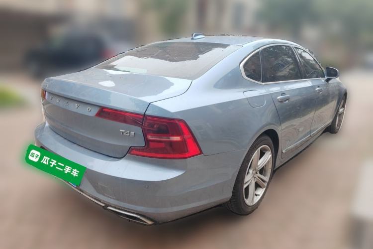 Used Volvo S90 2019 T4 Zhiyi Edition
