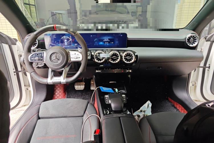 Used Mercedes-Benz CLA 2022 CLA 200 Shooting Brake Center Console