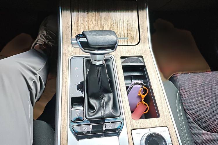 Used JETOUR X70 2020 1.5T DCT Comfort Edition 7-Seater