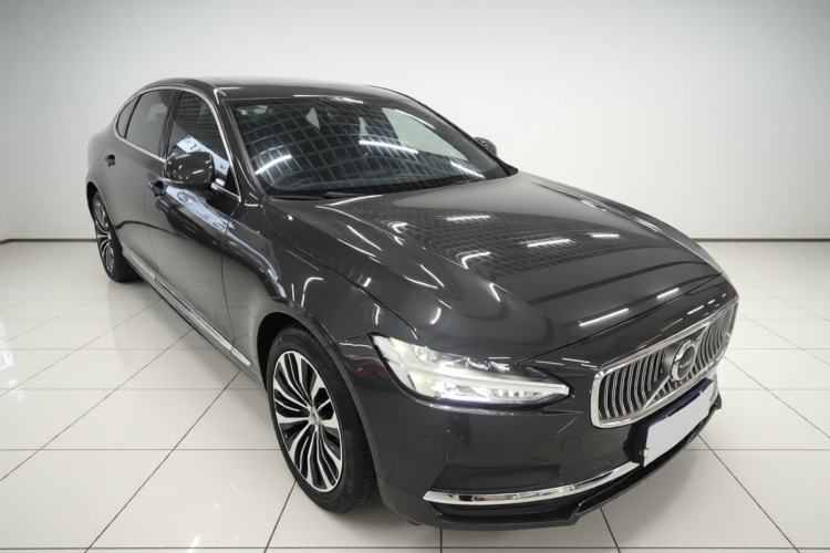 Used Volvo S90 2024 B5 Zhiyi Luxury Edition
