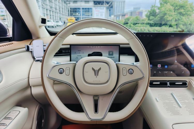 Used VOYAH FREE 2025 Model FREE+ Four-Wheel-Drive Qiankun Edition
