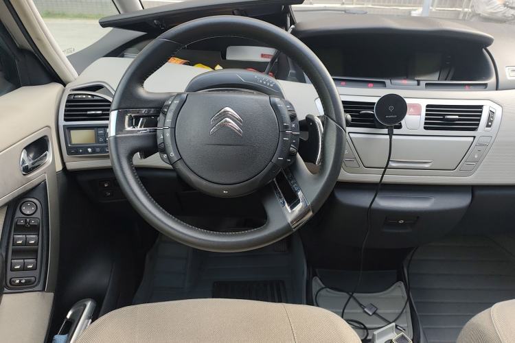 Used Citroen C4 Picasso 2009 Grand 2.0L Comfort Model
