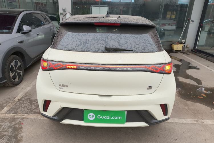 Used BYD Dolphin 2023 420 km Fashion Edition