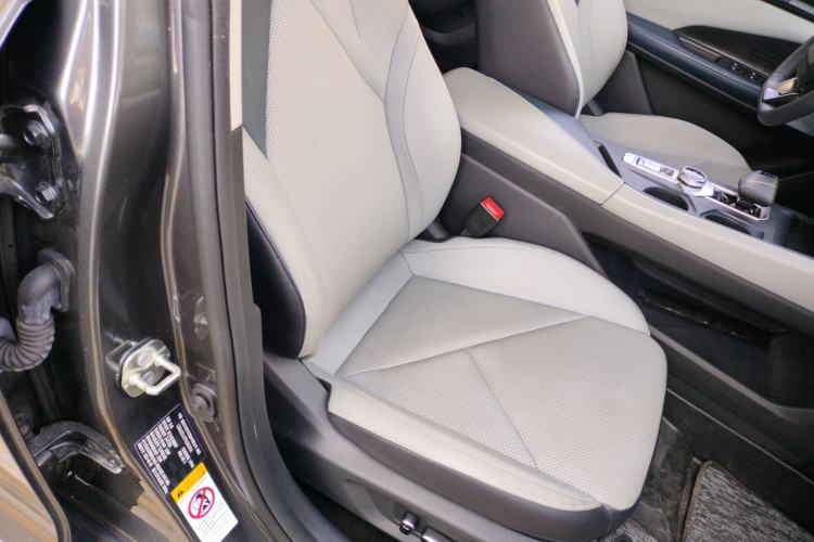 Used Changan UNI-V iDD 2023 ZhiDian iDD 1.5T 113km ZhiKu Model