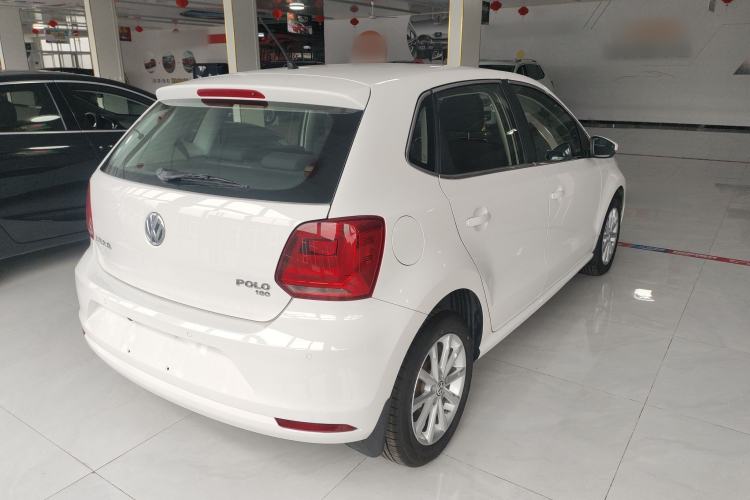 Used Volkswagen Polo 2016 1.6L Automatic Comfort Model
