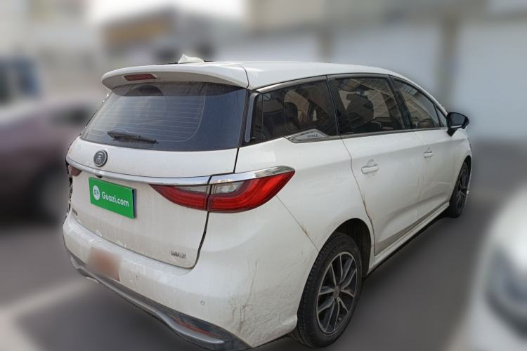 Used BYD Song MAX 2018 1.5T Automatic Smart Connect Luxury 6-Seater
