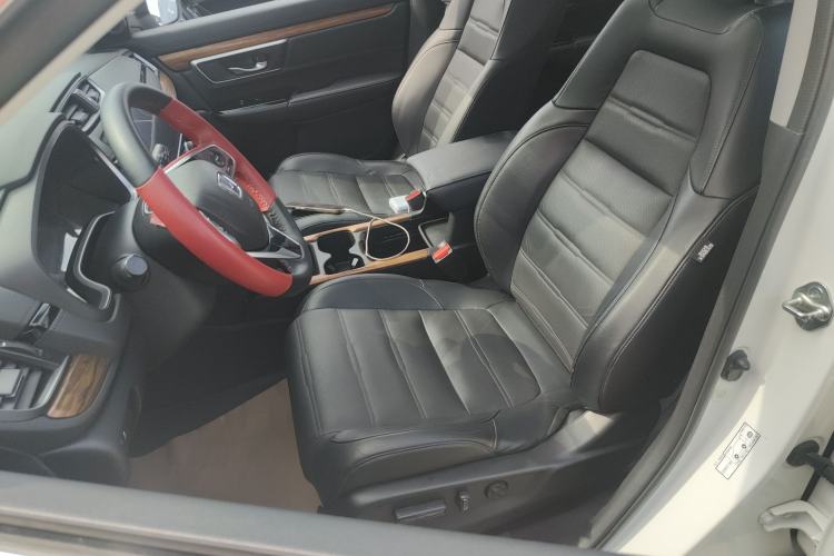 Used Honda CR-V 2017 240TURBO CVT Front-Wheel Drive Fashion Edition