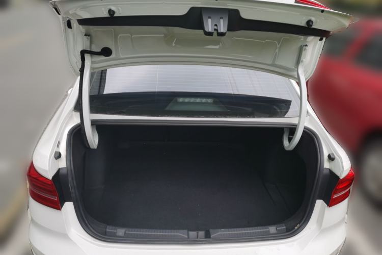 Used Volkswagen Lavida 2021 1.5L Automatic Fashion Edition
