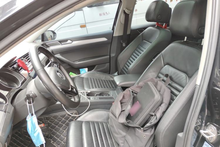 Used Volkswagen Magotan 2017 330TSI DSG Leading Model Left Front Seat