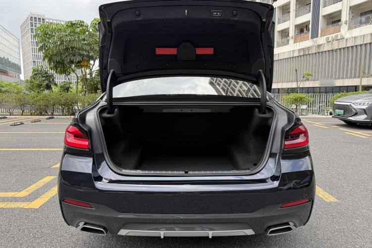 Used BMW 5 Series 2022 Restyled 530Li Leading Edition M Sport Package Trunk