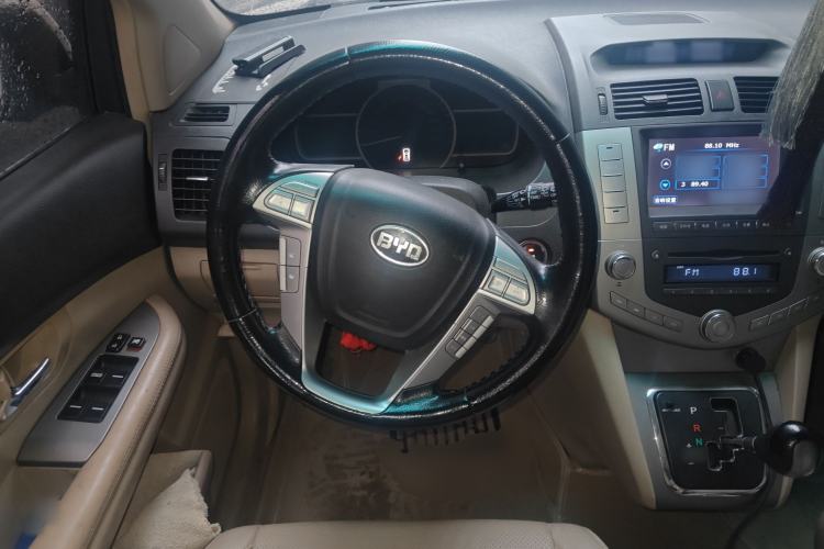 Used BYD S6 2012 2.4L Automatic Luxury Edition
