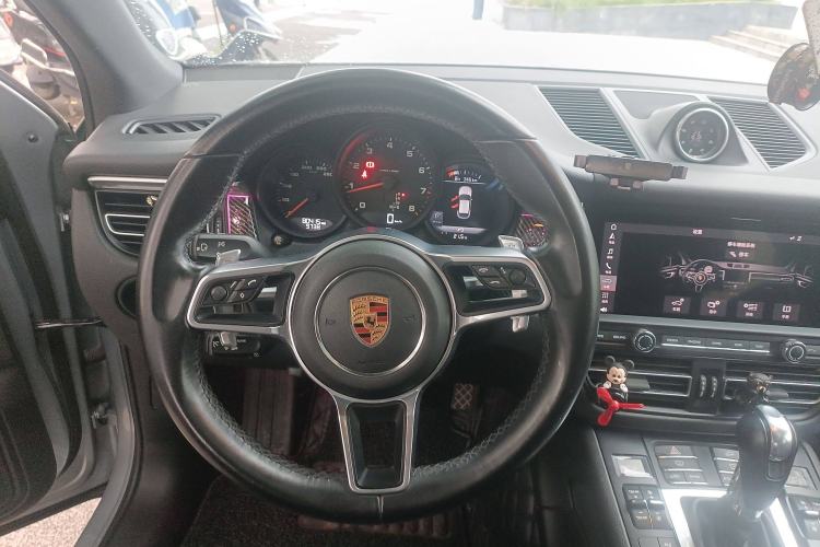 Used Porsche Macan 2018 Macan 2.0T