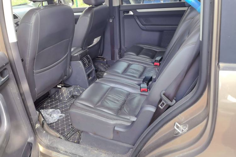 Used Volkswagen Touran 2015 1.4T DSG Comfort Edition 5 Seats
