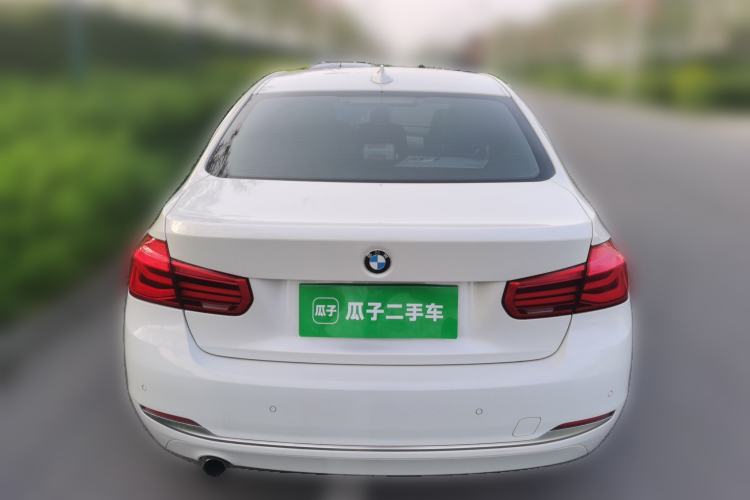 Used BMW 3 Series 2016 320Li Ambition Model
