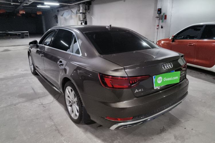 Used Audi A4L 2019 40 TFSI Fashion Edition China VI Emission Standard