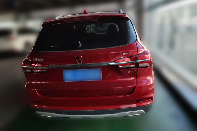 Used Roewe RX5 2016 20T Two-Wheel Drive Automatic Internet Smart Edition
