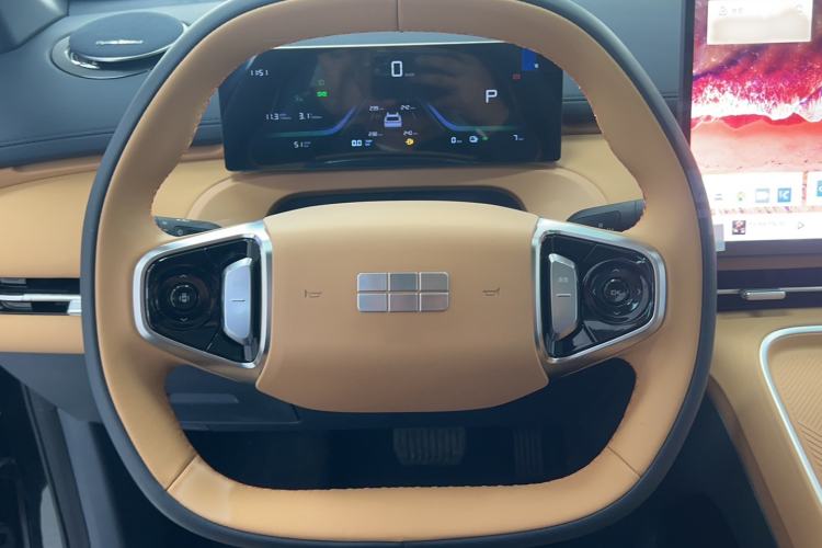 Used Geely Galaxy Galaxy Xingjian 7 EM-i 2025 120km Launch+ Version
