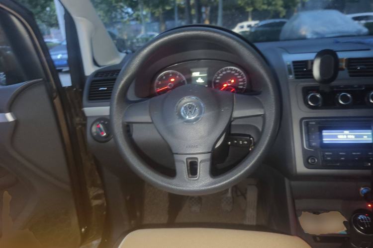 Used Volkswagen Touran 2013 1.4T Manual Comfort Edition 5-Seater
