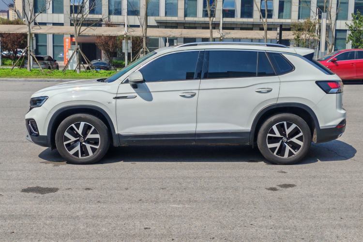 Used Volkswagen Tayron 2024 330TSI Two-Wheel Drive Luxury Plus Advanced Version
