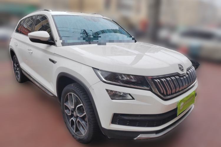 Used Skoda Kodiaq 2018 TSI330 7-Seater Two-Wheel-Drive Luxury Enjoyment Edition Front Right 45 Deg