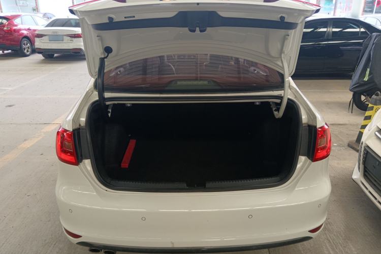 Used Volkswagen Sagitar 2014 Revised Version 1.4TSI Automatic Luxury Edition