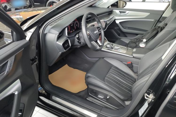 Used Audi A6L 2023 Revised 40 TFSI Luxury Prestige Edition