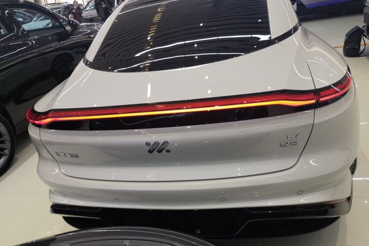 Used IM L7 2022 Dynamic Model