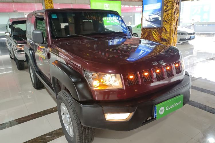 Used BAIC Off-Road BJ40 2014 2.4L Manual Cross-Country Edition
