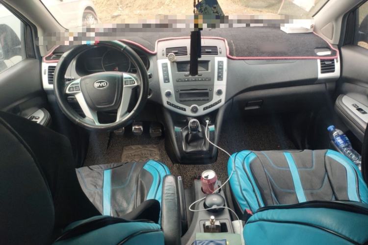 Used BYD S6 2014 2.0L Manual Luxury 5-Seater