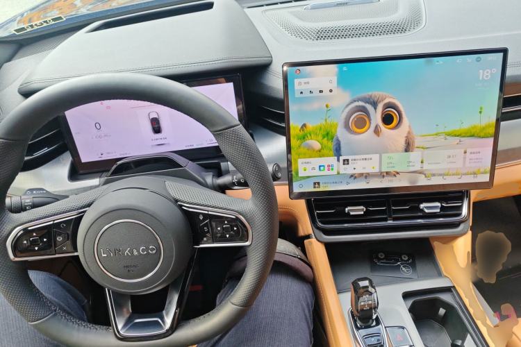 Used Lynk & Co 09 EM-P 2024 2.0TD EM-P Four-Wheel Drive PRO Seven-Seater Center Console