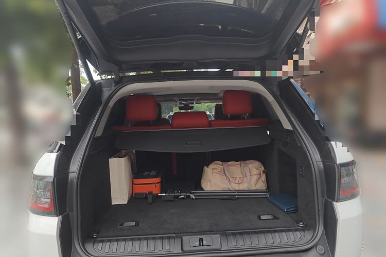 Used Land Rover Range Sport 2022 3.0 L6 YAO Black Edition Trunk