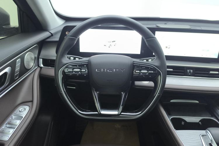 Used Chery Tiggo 8 PRO 2024 Champion Edition 290T Two-Wheel Drive Peak Version 7 Seats

