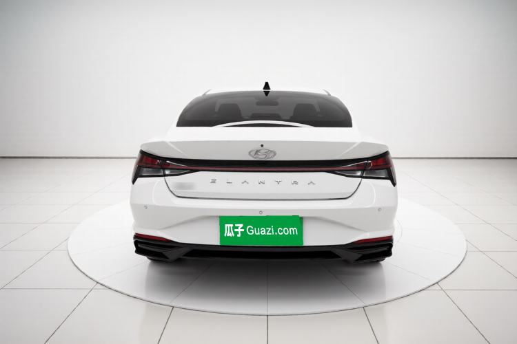 Used Hyundai Elantra 2021 1.5L CVT LUX Prestige Edition Exterior 4